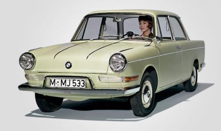 BMW 700